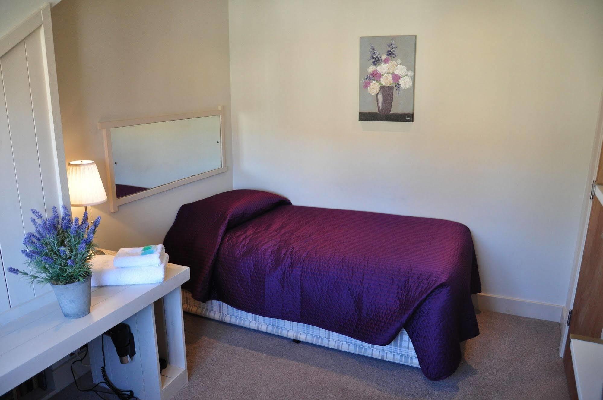 The Inn At Cheltenham Parade Harrogate Bagian luar foto
