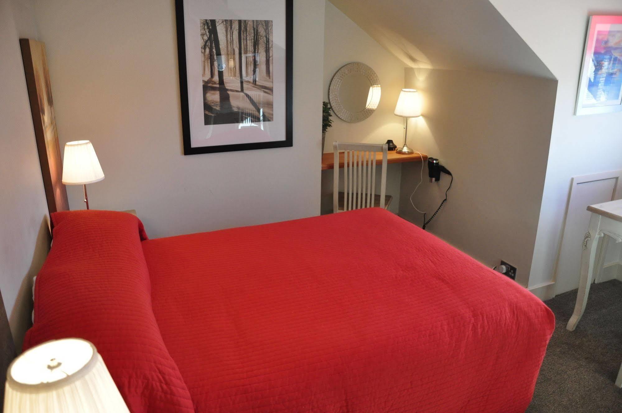 The Inn At Cheltenham Parade Harrogate Bagian luar foto