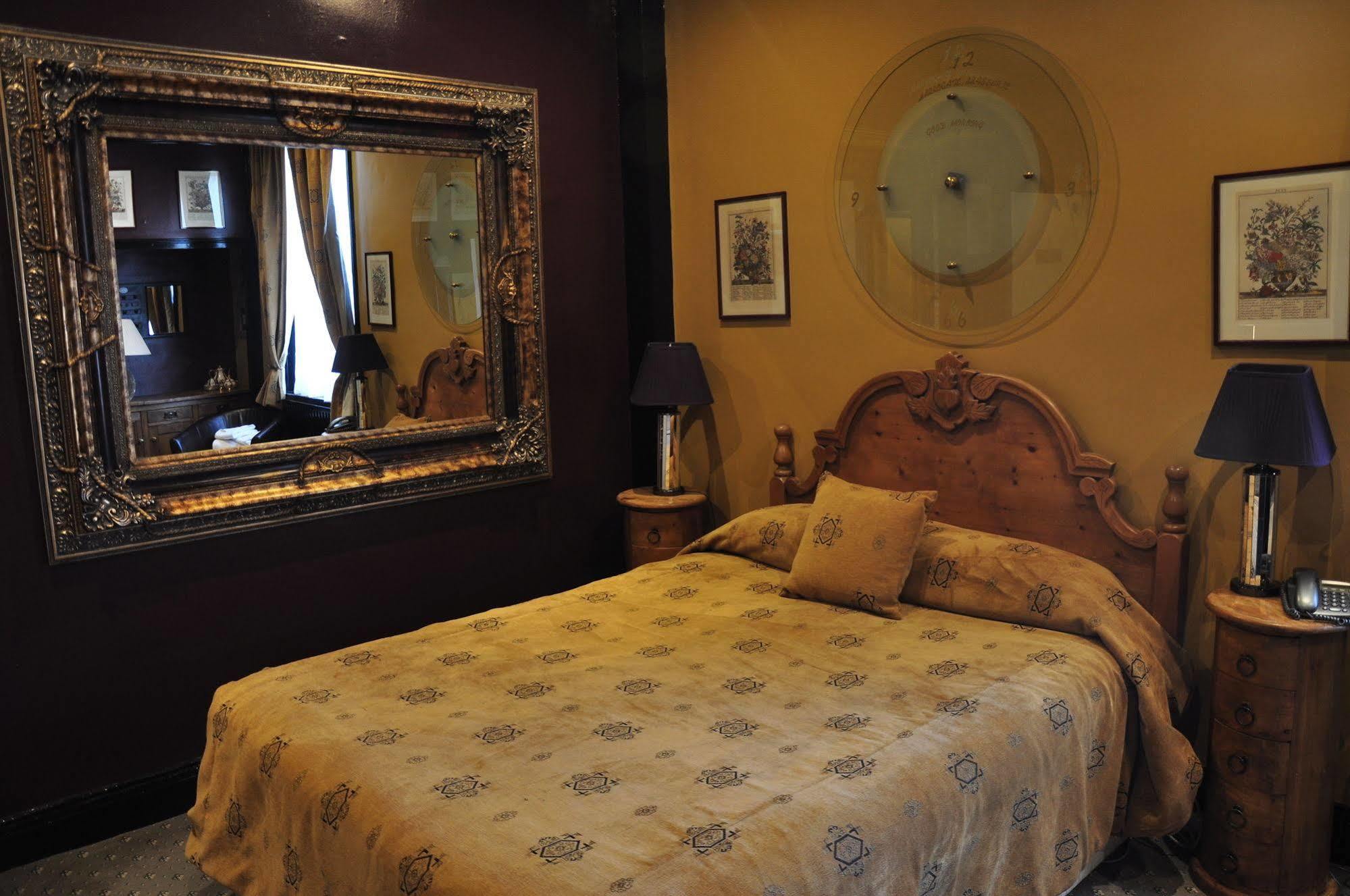 The Inn At Cheltenham Parade Harrogate Bagian luar foto