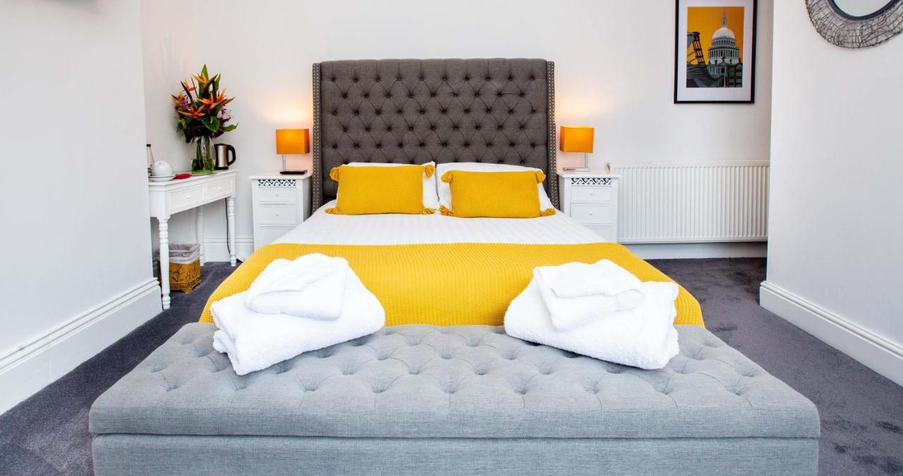 The Inn At Cheltenham Parade Harrogate Bagian luar foto