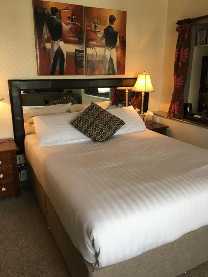 The Inn At Cheltenham Parade Harrogate Bagian luar foto